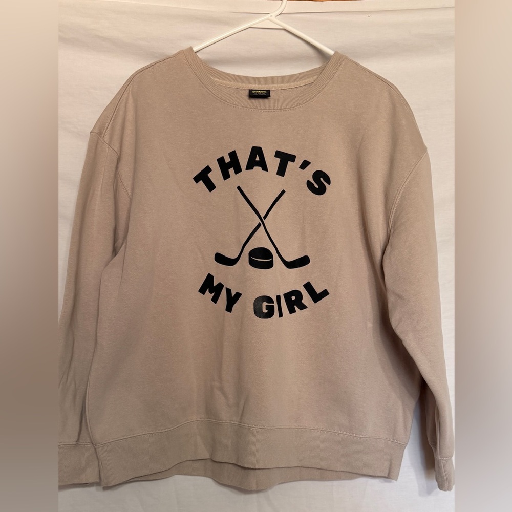 Hockey Mom - Women's 'That's My Girl' Graphic Sweatshirt - Taupe